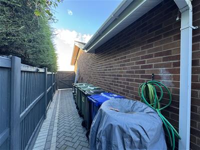 Picture 30